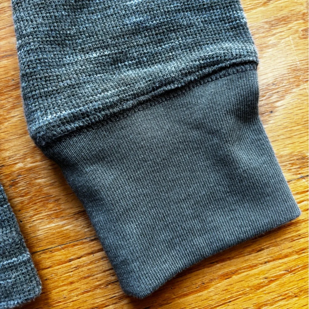 Men's Olive Green Heathered Long Sleeve